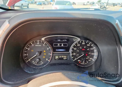 2015 Nissan Pathfinder S z USA, uszkodzony, nr VIN 5N1AR2MM7FC714441